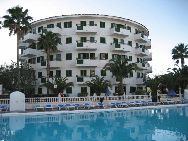 Click to see next photo